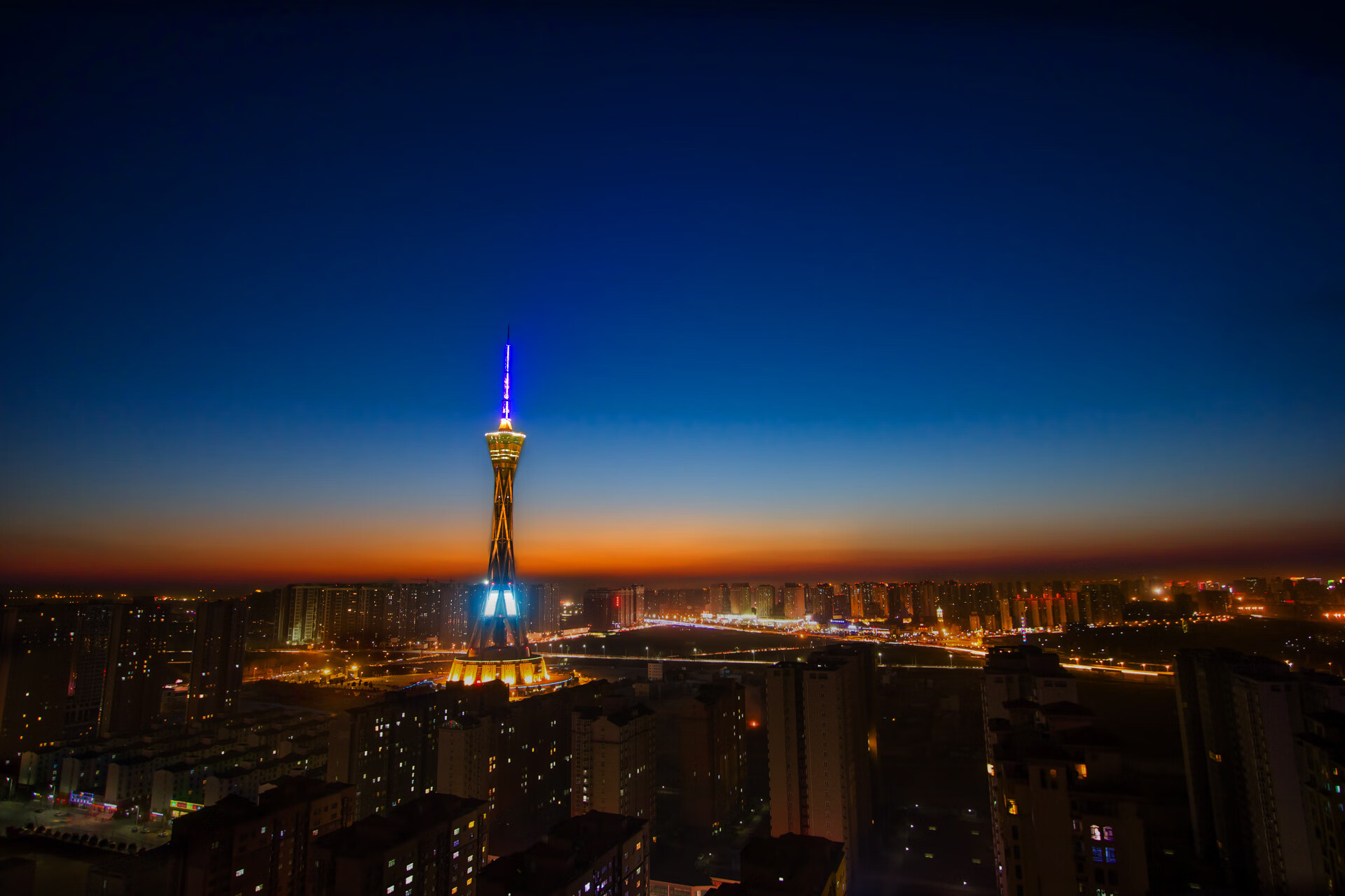 开云首页登录-伊朗球队年轻球员表现亮眼，伊朗队球星