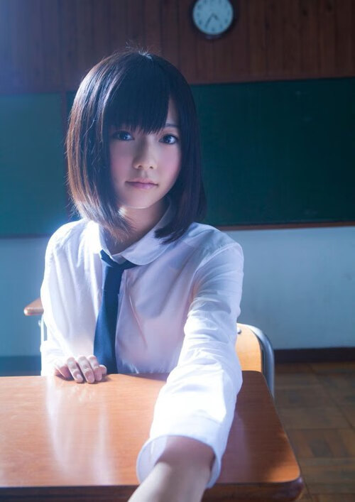 开云官网APP下载-中锋与边锋配合默契，战术执行明确，中锋对位